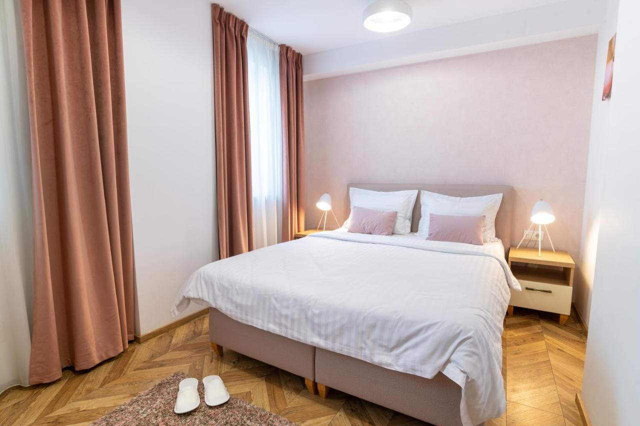 Tci Apartments Cluj-Napoca Exteriör bild